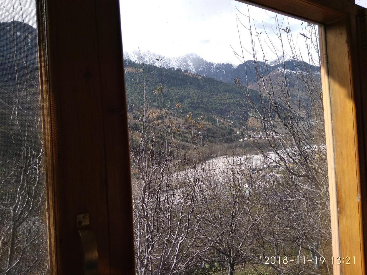 Sunface Homestay Manāli Exterior foto