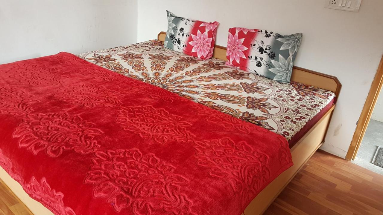 Sunface Homestay Manāli Exterior foto